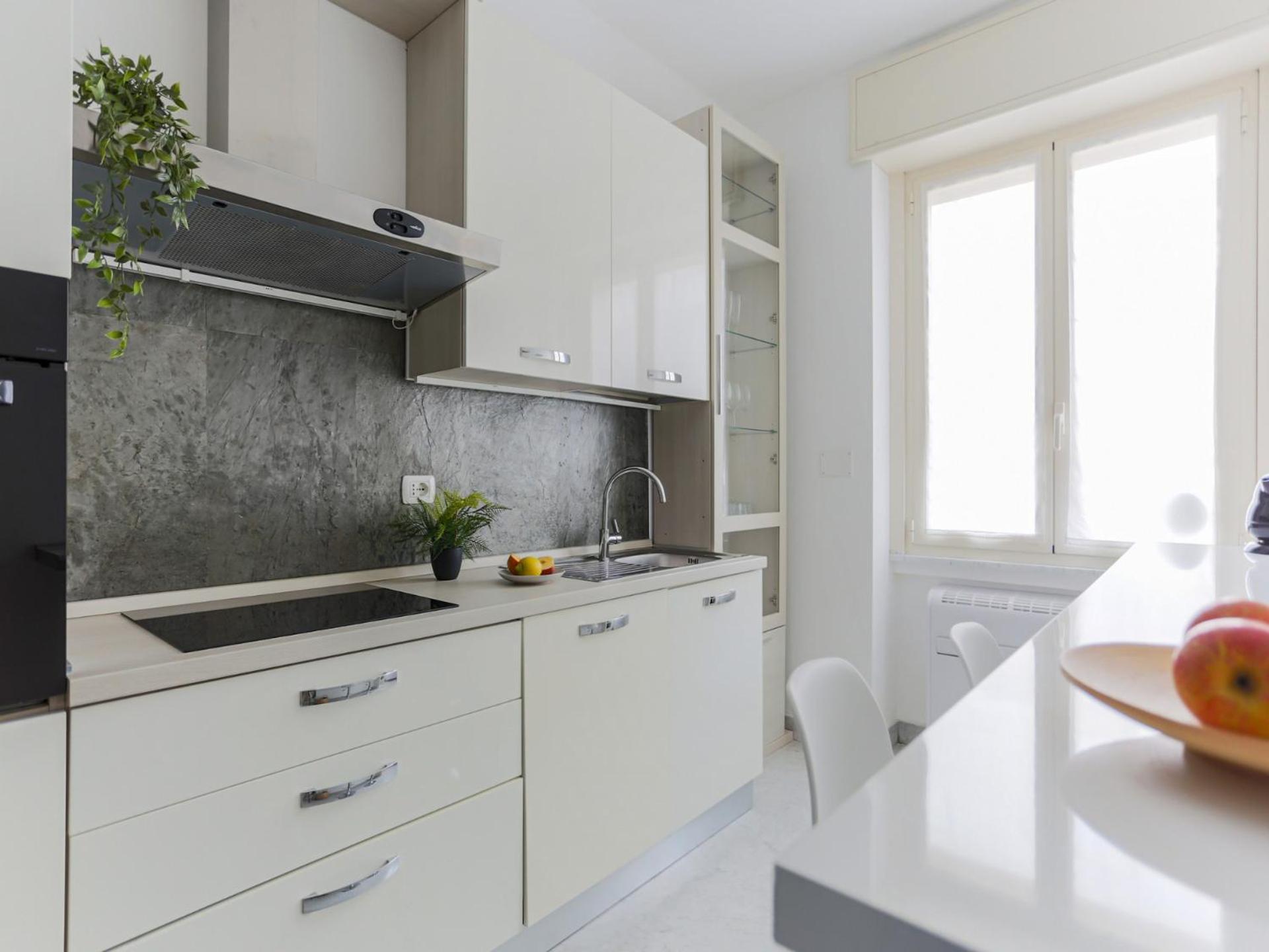 The Best Rent - Bright Two-Bedroom Apartment In Central Station Area Milan Exterior photo