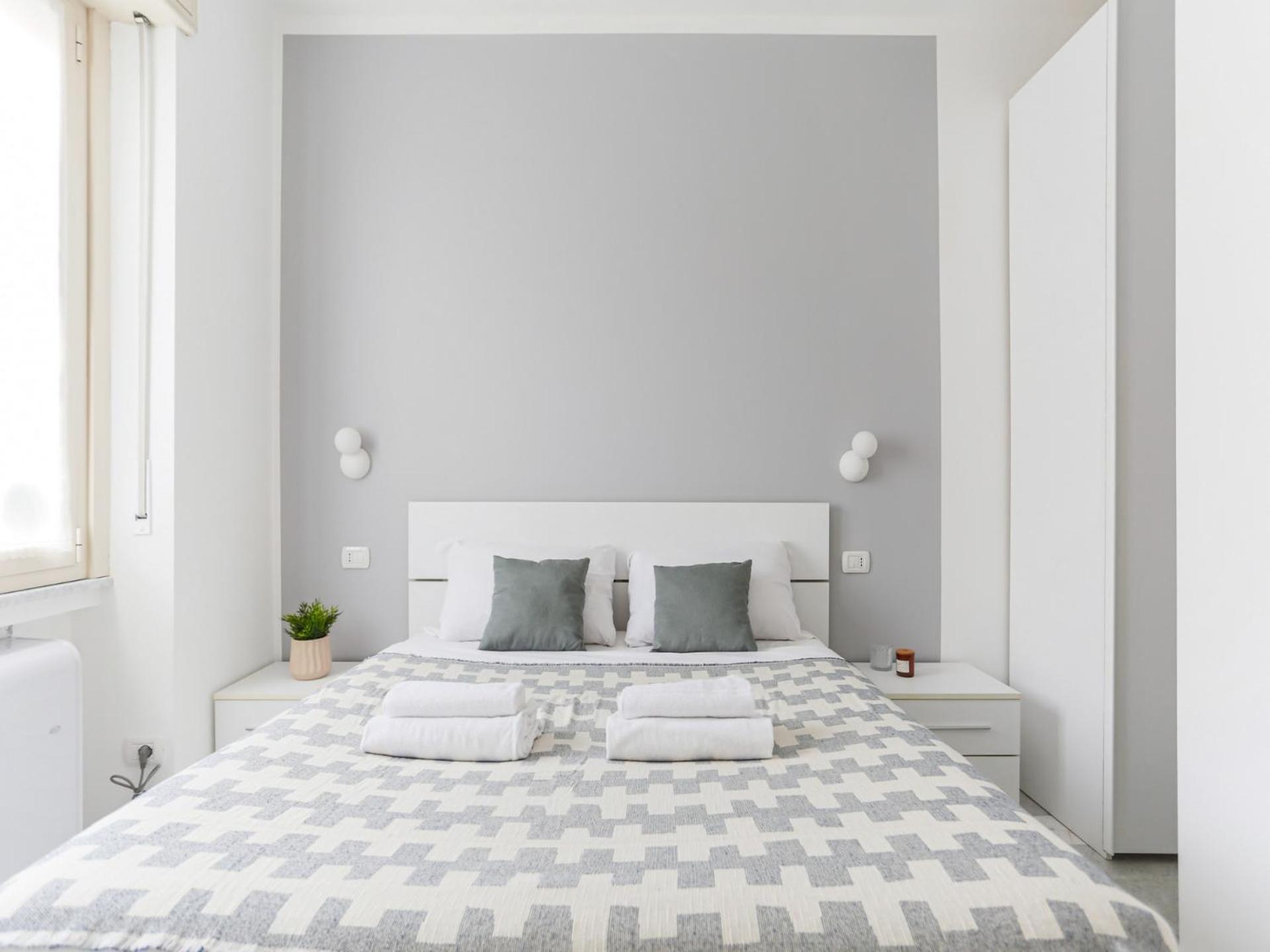 The Best Rent - Bright Two-Bedroom Apartment In Central Station Area Milan Exterior photo